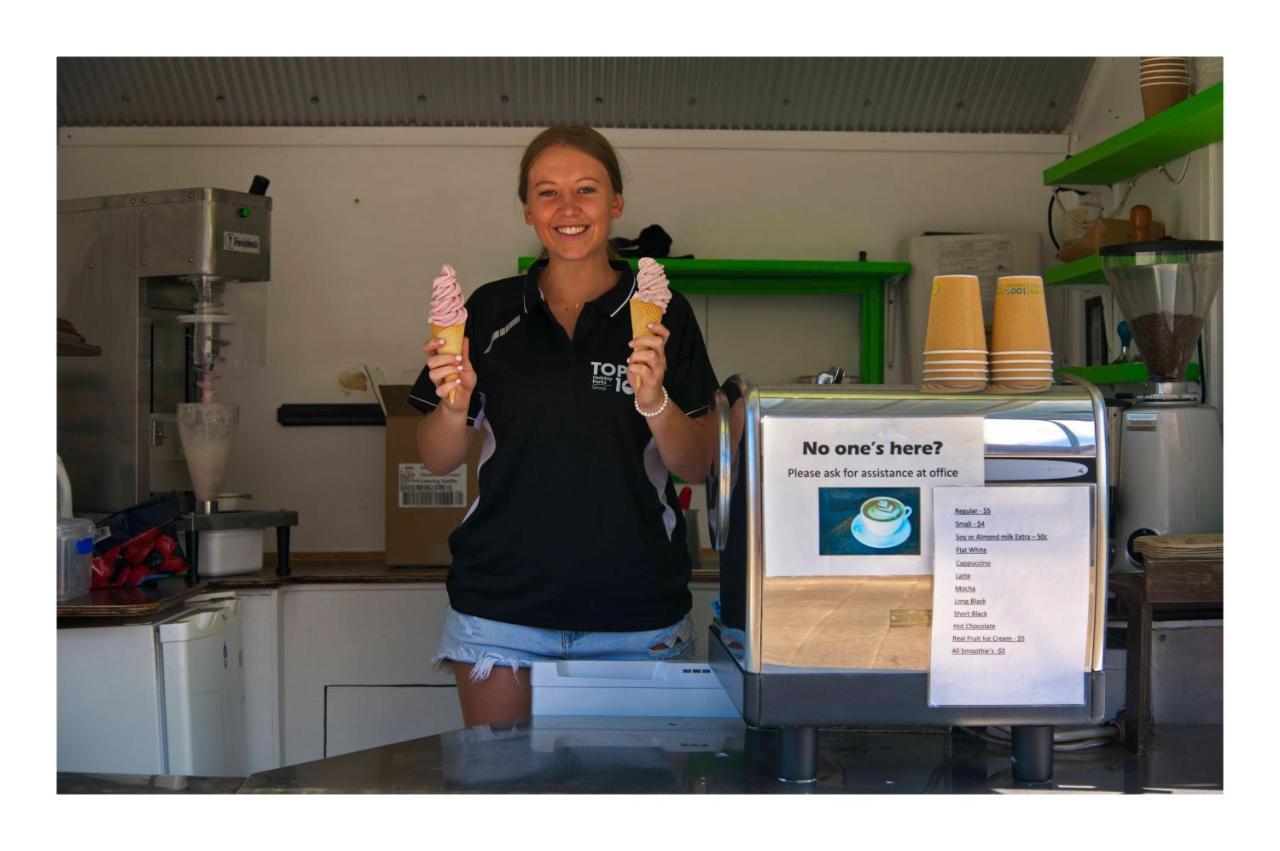Greymouth Seaside Top 10 Holiday Park Zewnętrze zdjęcie